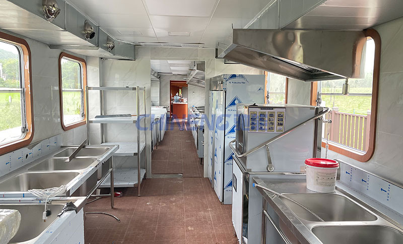 逕下村納米小鎮火車主題餐廳洗消間設備