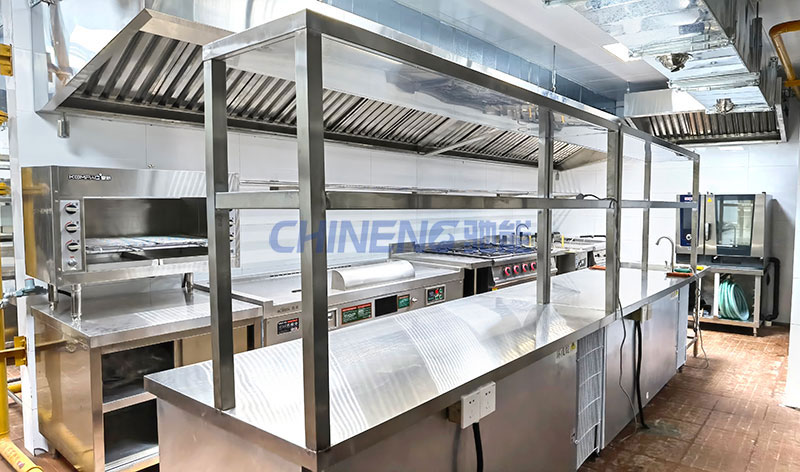 帝先生高級會所廚房烹飪間設(shè)備