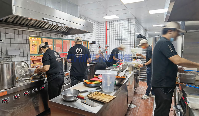 雙門洞18號小韓料連鎖店加工間設(shè)備