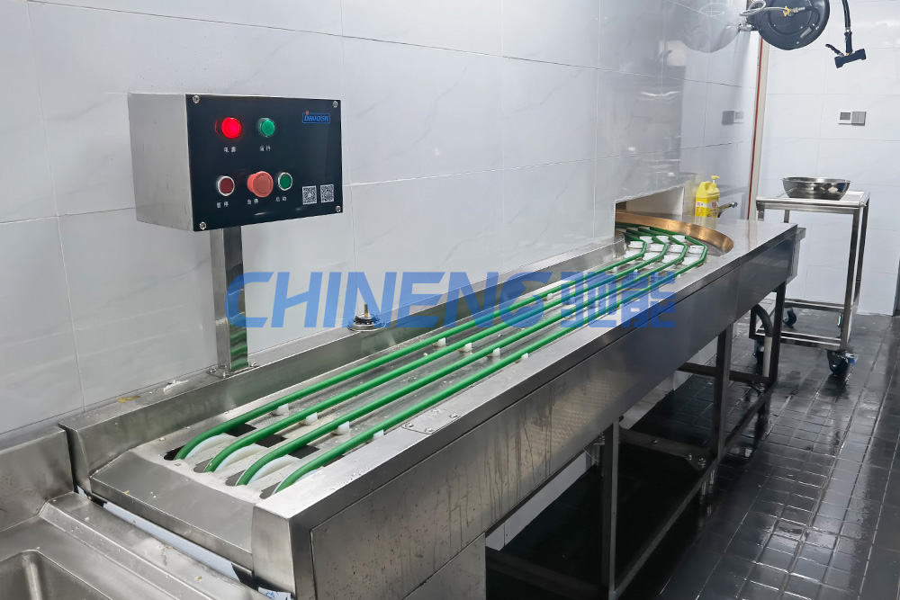 深圳貝特瑞員工食堂廚房工程洗碗機(jī)輸送帶
